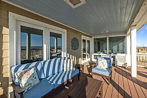 Taylor Cottage 5 Bedroom Home