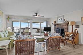 Bryant Cottage 6 Bedroom Home