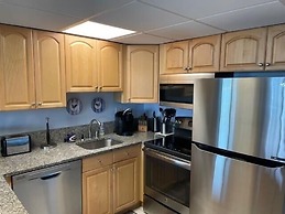 Harbour Island 103l 2 Bedroom Condo