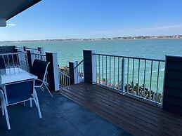 Harbour Island 103l 2 Bedroom Condo