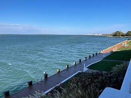 Harbour Island 103l 2 Bedroom Condo