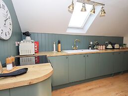 Corner Cottage