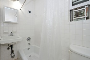 Charming 1BR in Murray Hill Kips Bay - Perfect for 2