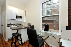 Charming 1BR in Murray Hill Kips Bay - Perfect for 2