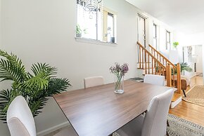 Amazing Furnished 1 BR Penthouse Midtown West