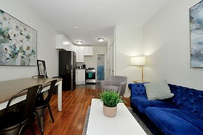 Charming UES Studio Walk to Subway Central Park