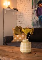 Sunny Fully Furnished Studio in Chelsea