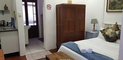 Kelkiewyn Guesthouse Caledon