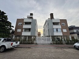 Cobertura no Campeche com Jacuzzi e Vista Mar