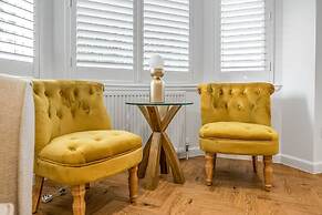 Luxury 2bed 2bath-ground Floor-free Parking