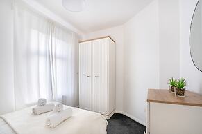 Comfy 3bed House-parking-garden