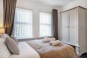 Comfy 3bed House-parking-garden