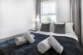 Comfy 3bed House-parking-garden