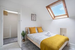 Quiet Neighborhood-free Parking