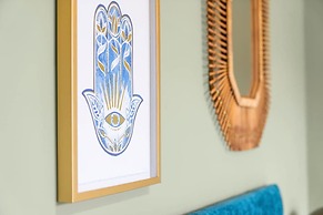 Stylish 4 Bed-town Centre