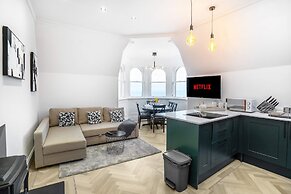 Luxury Apartment - Portobello
