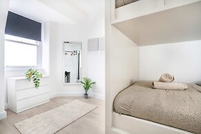 Luxury Apartment - Portobello