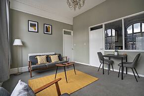 2 Bed-town Centre-free Parking