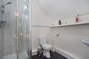 4bedrooms-3bath-9beds-wallsend