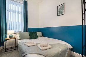 3 Bed-free Parking-close to City