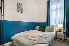 3 Bed-free Parking-close to City