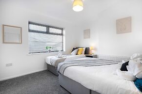 Modern - 2 Bed - Free Parking