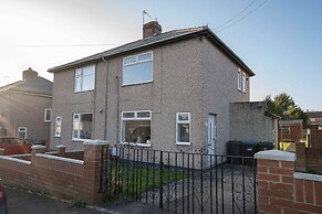 Modern - 2 Bed - Free Parking