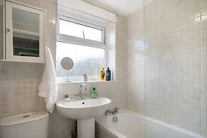 Gateshead-sleeps 6-free Parking