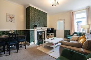 Gateshead-sleeps 6-free Parking