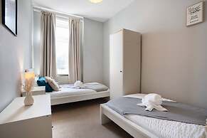 Gateshead-sleeps 6-free Parking