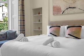 Stylish Elegance in City s Heart