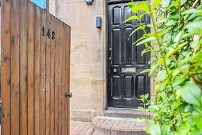 Stylish Elegance in City s Heart