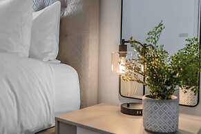 Stylish Elegance in City s Heart