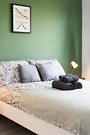 4 Bedrooms-2bath-free Parking