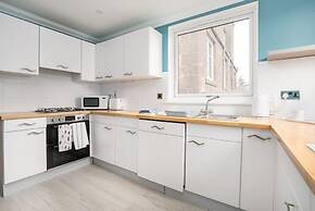 Close to Stonehaven Beach-2 Bed