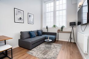 2bed-2bath Flat City Centre