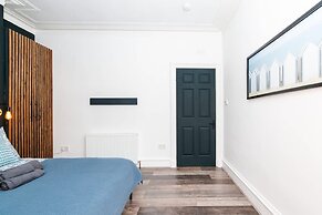 1 Bedroom Apartment-free Parking