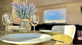 Marton Mere - 3 Bedroom Caravan