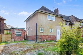 4 Bedrooms - 3 Bathrooms House