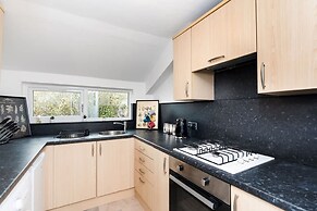 5 Individual Beds - Free Parking