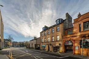 2 Bed Flat - Town Centre
