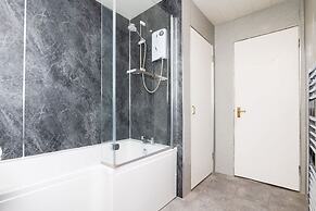 2 Bed Flat-ground Floor-parking