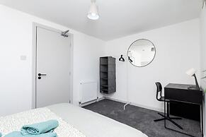 5 Bedroom Apartment - Galashiels