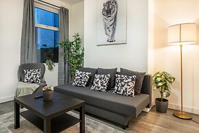 4 Bedrooms-4 Bathrooms House