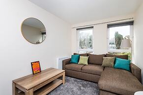 1 Bed-ground Floor-free Parking