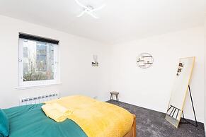 1 Bed-ground Floor-free Parking