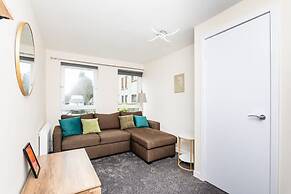 1 Bed-ground Floor-free Parking