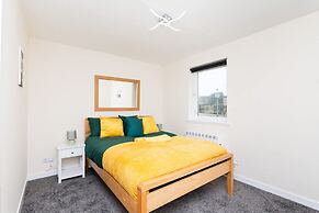 1 Bed-ground Floor-free Parking