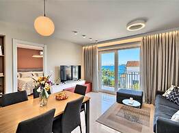 Apartment Aniva - 50 m From the sea