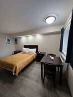 Belleville Motor Lodge